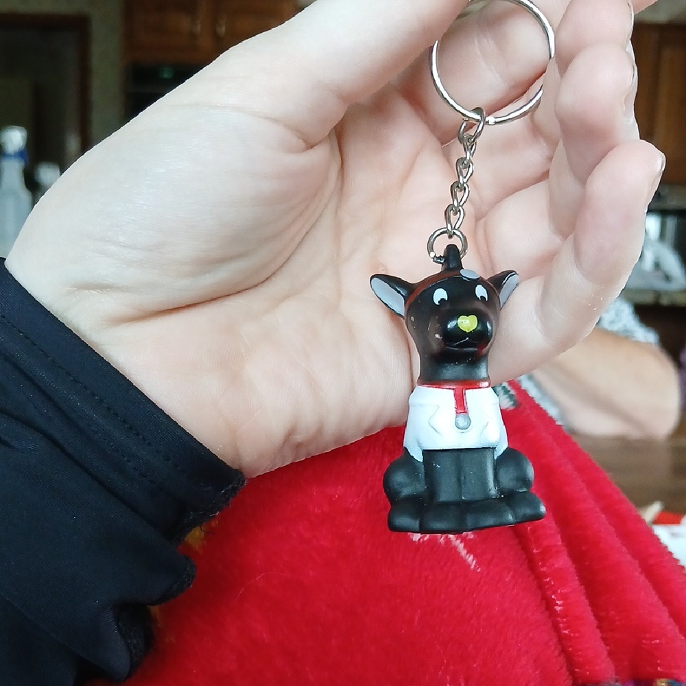 Rubbermaid Black and White Dog Keychain